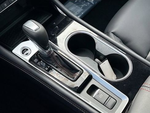 New 2025 Nissan Altima 2.5 SR w/ SR Premium Package image 12