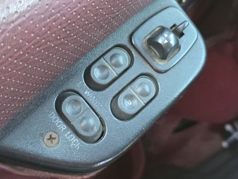 Used 1995 Ford F250 XL image 14