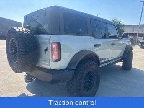 Used 2023 Ford Bronco Wildtrak AWD/4WD image 8