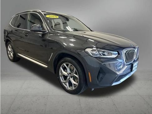 Used 2024 BMW X3 xDrive30i w/ Convenience Package AWD/4WD image 3