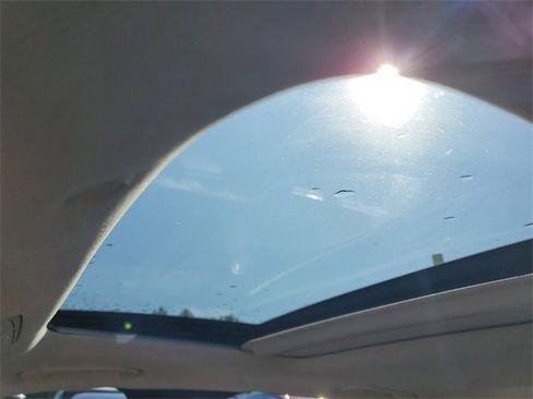 Used 2020 Mercedes-Benz C 300 4MATIC Sedan image 23