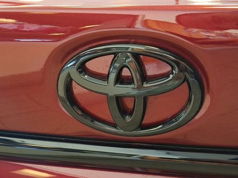 Certified 2026 Toyota Corolla LE image 29