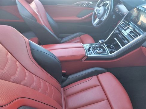 Used 2022 BMW M850i xDrive M850i xDrive w/ Driving Assistance Package image 16