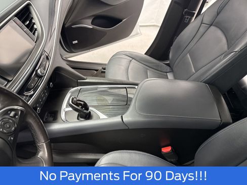 Used 2020 Buick Enclave Essence w/ Sound and Sites Package image 22