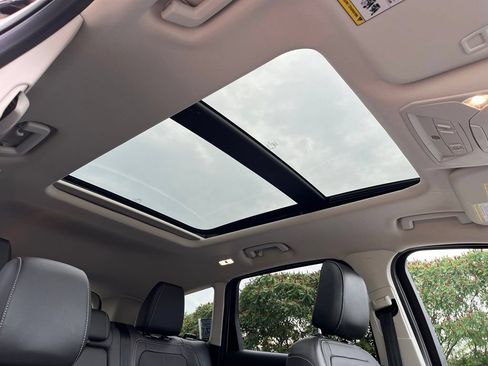 Used 2018 Ford Escape SEL FWD image 29