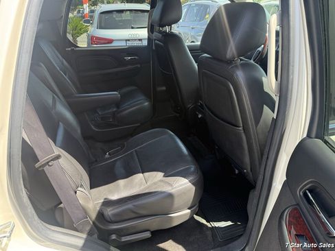 Used 2013 Cadillac Escalade Premium AWD/4WD image 22