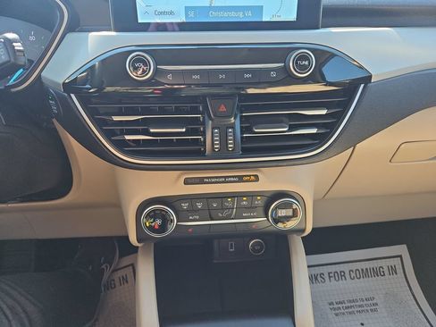 Used 2020 Ford Escape SE AWD/4WD image 19