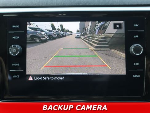 Used 2023 Volkswagen Atlas SEL Premium AWD/4WD image 17