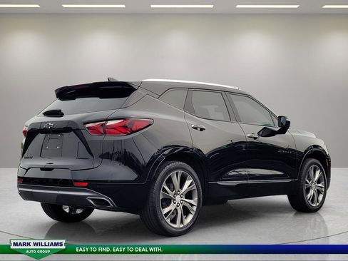 Used 2021 Chevrolet Blazer Premier w/ LPO, Black Accent Package FWD image 4