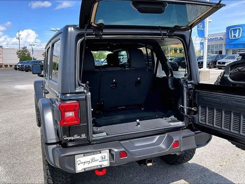 Used 2024 Jeep Wrangler Unlimited Rubicon image 31
