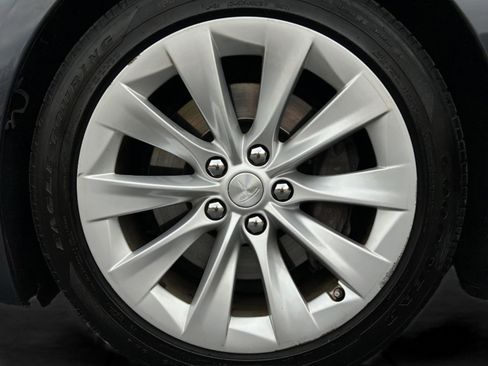 Used 2017 Tesla Model S 90D image 39