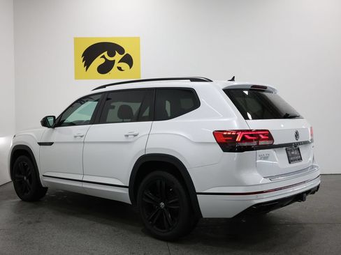 Used 2023 Volkswagen Atlas SEL R-Line AWD/4WD image 9