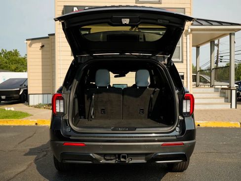 Used 2025 Ford Explorer ST-Line AWD/4WD image 31