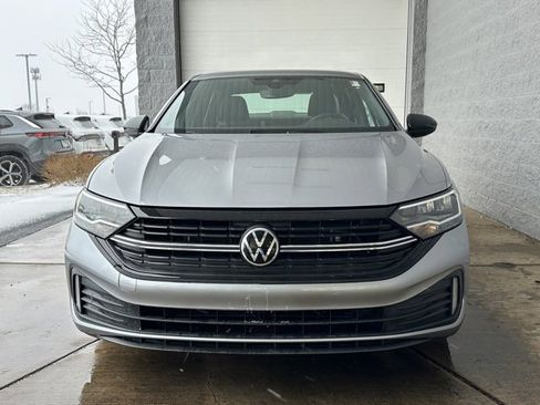 Certified 2023 Volkswagen Jetta Sport image 2
