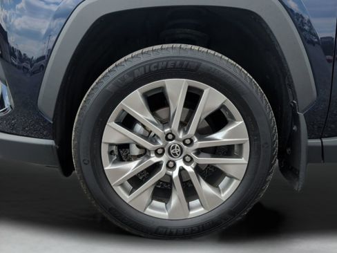 Used 2024 Toyota RAV4 XLE Premium AWD/4WD image 41