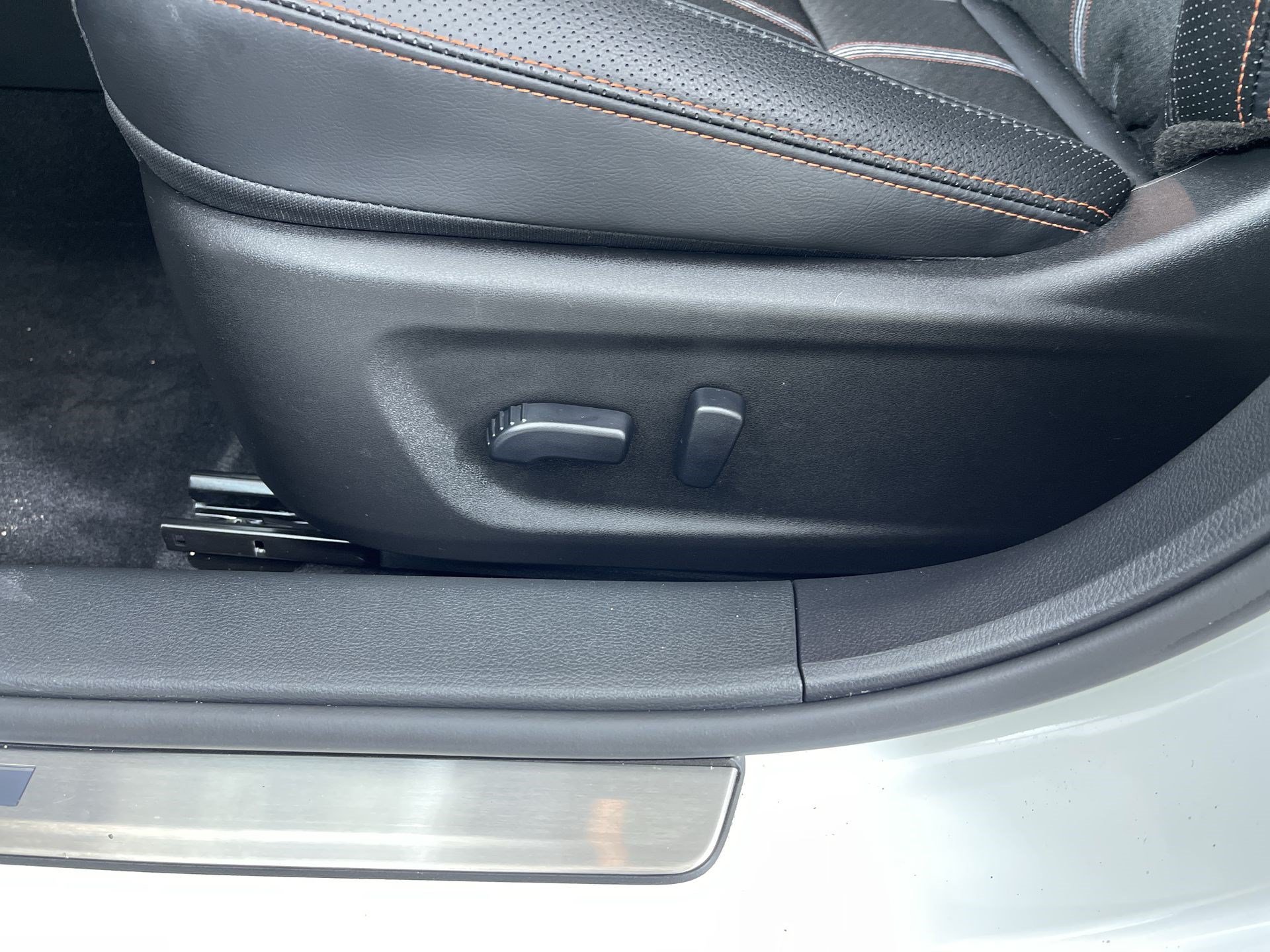 Certified 2025 Nissan Altima 2.5 SR AWD/4WD image 13