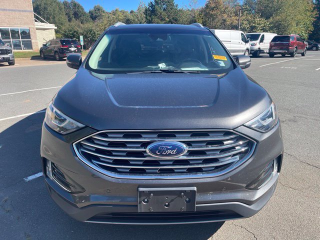 Used 2020 Ford Edge Titanium FWD image 8