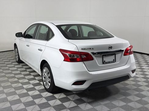 Used 2018 Nissan Sentra S FWD image 5