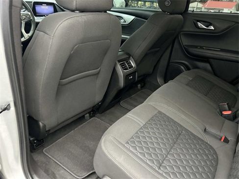 Used 2021 Chevrolet Blazer LT image 18