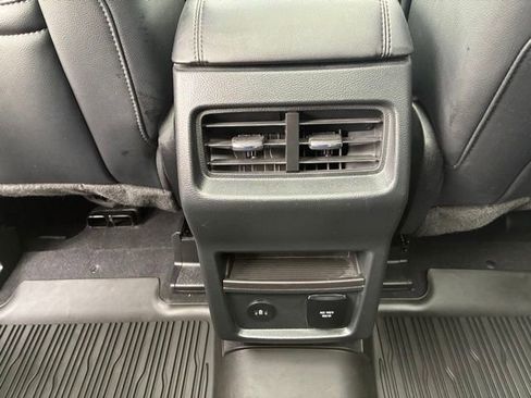 Certified 2024 Ford Edge SEL w/ Convenience Package AWD/4WD image 16