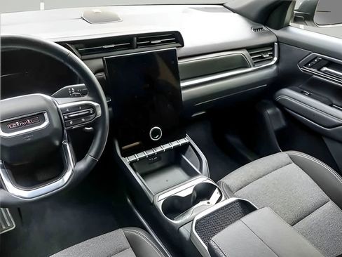Used 2025 GMC Terrain Elevation FWD image 13