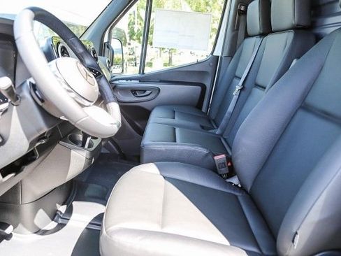 New 2025 Mercedes-Benz Sprinter 2500 image 16