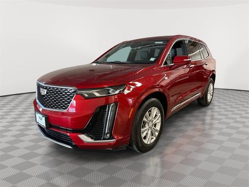 Certified 2024 Cadillac XT6 Luxury image 5