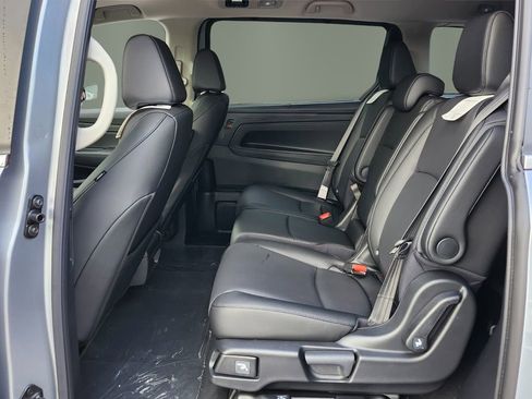 New 2026 Honda Odyssey EX-L image 9