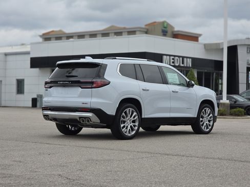 New 2026 GMC Acadia Denali w/ Super Cruise Package FWD image 7
