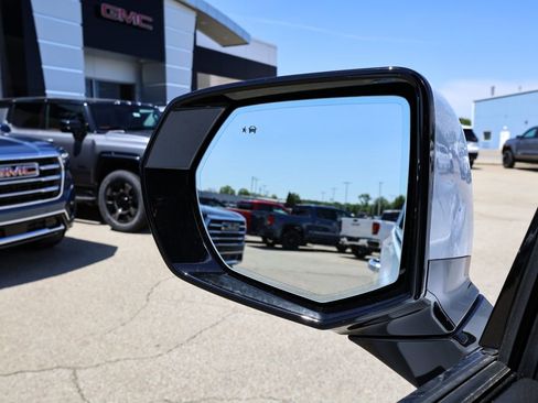 New 2026 GMC Yukon XL Denali w/ Sun & Power Step Package AWD/4WD image 31