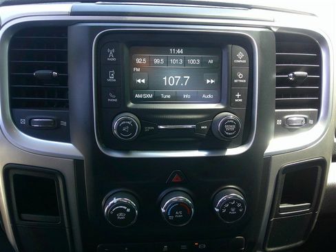 Used 2017 RAM 3500 SLT w/ Quick Order Package 29G SLT AWD/4WD image 15