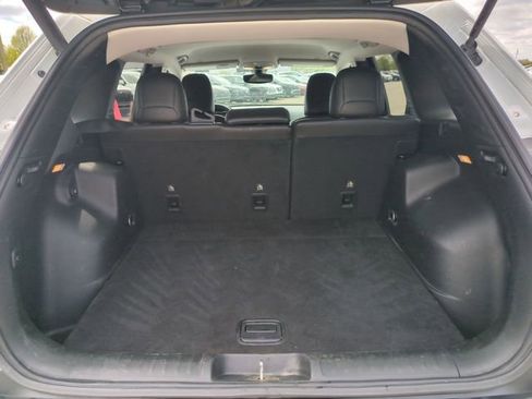 Used 2019 Jeep Cherokee Limited AWD/4WD image 16