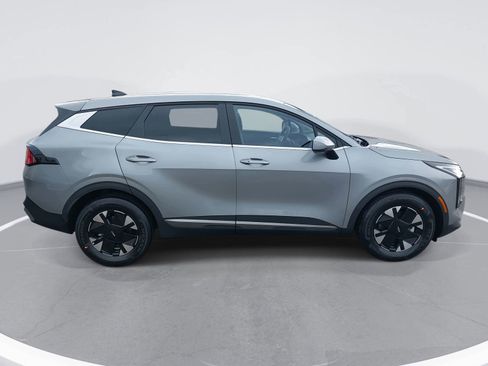 New 2026 Kia Sportage LX image 4