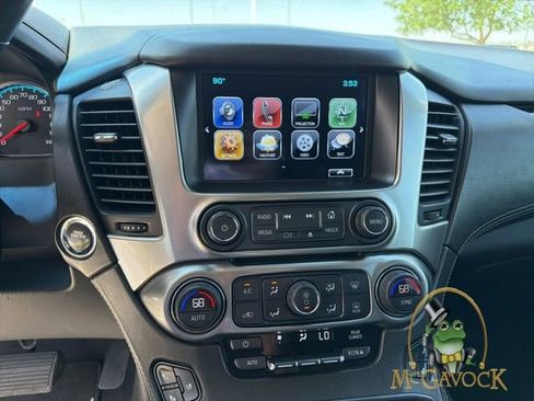 Used 2019 Chevrolet Tahoe Premier RWD image 11