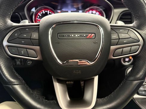 Used 2022 Dodge Challenger R/T Scat Pack RWD image 37