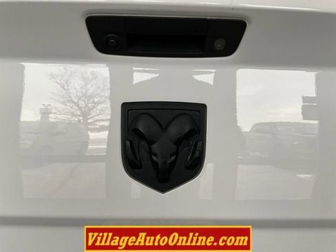 Used 2016 RAM 1500 Big Horn image 33