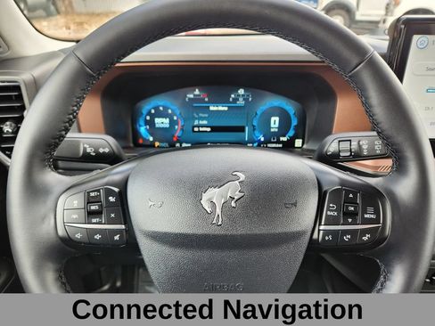 Used 2025 Ford Bronco Sport Outer Banks w/ Outer Banks Tech Package+ AWD/4WD image 8