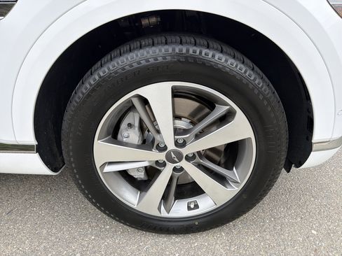 Used 2023 Genesis GV80 3.5T w/ Advanced Package AWD/4WD image 12