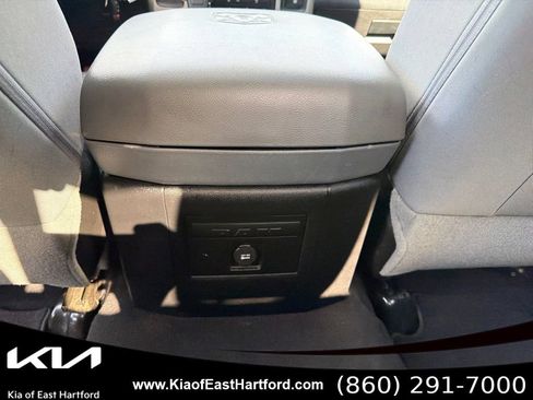 Used 2013 RAM 1500 Big Horn AWD/4WD image 18