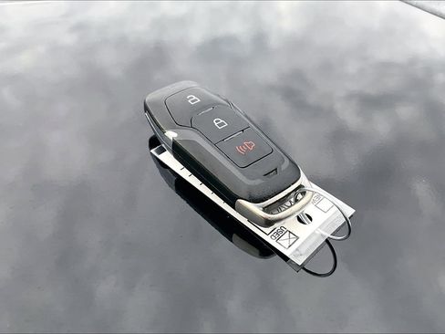 Used 2016 Ford F150 Lariat w/ Trailer Tow Package image 37