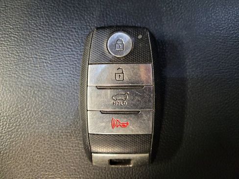 Used 2020 Kia Sorento EX FWD image 32