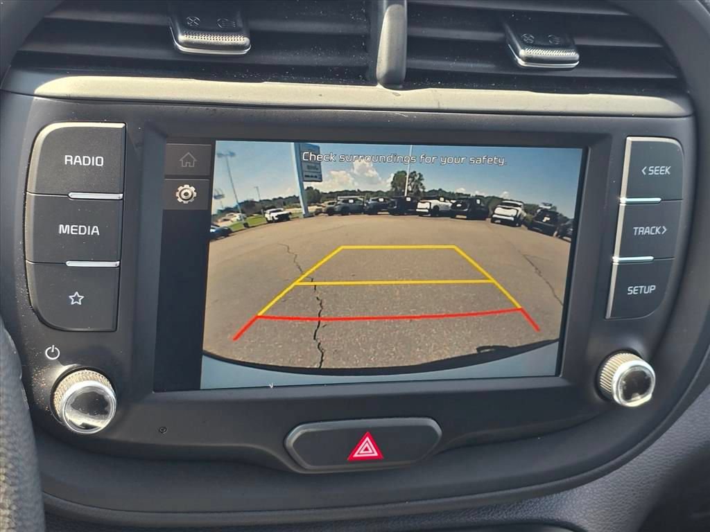 Used 2024 Kia Soul LX FWD image 5
