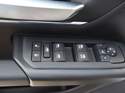 New 2026 RAM 1500 4x4 Crew Cab image 18