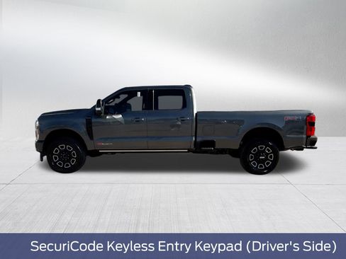 New 2026 Ford F350 Platinum w/ FX4 Off-Road Package image 11