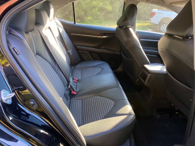 Used 2023 Toyota Camry SE FWD image 32