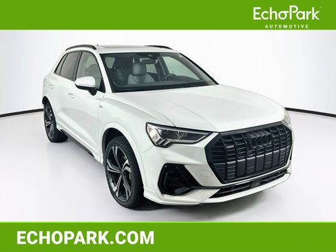 Used 2023 Audi Q3 2.0T Premium Plus w/ Premium Plus Package AWD/4WD image 1