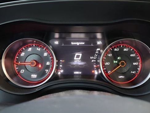 Used 2023 Dodge Charger SXT image 14