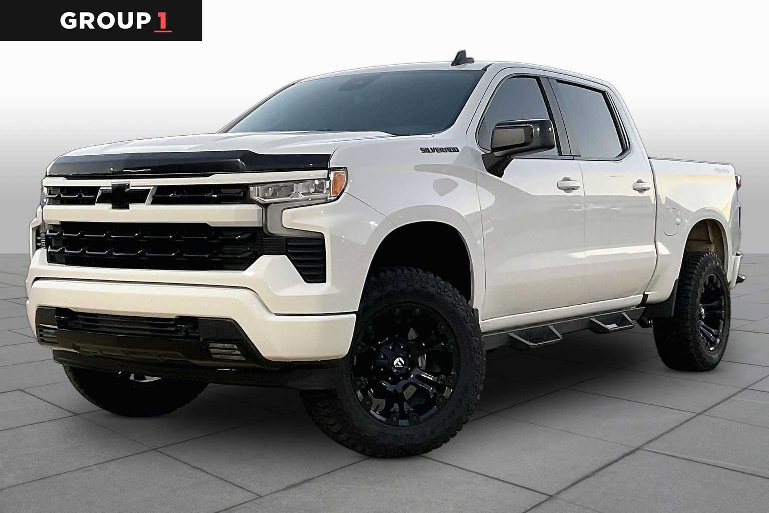 Used 2022 Chevrolet Silverado 1500 RST AWD/4WD image 1
