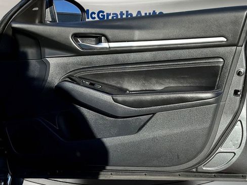 Used 2023 Nissan Altima 2.5 SV w/ SV Premium Package image 27