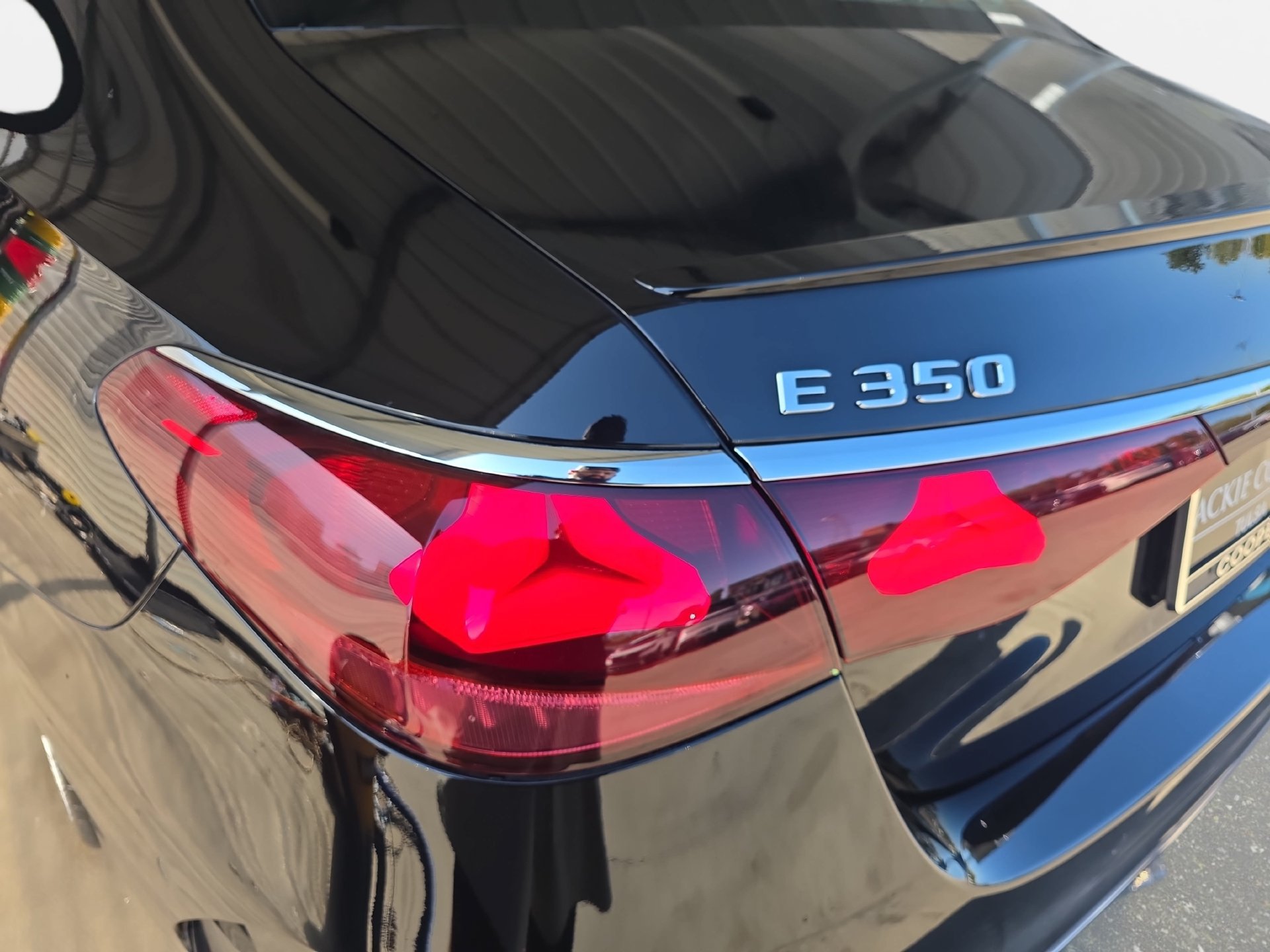 Used 2025 Mercedes-Benz E 350 4MATIC Sedan image 33